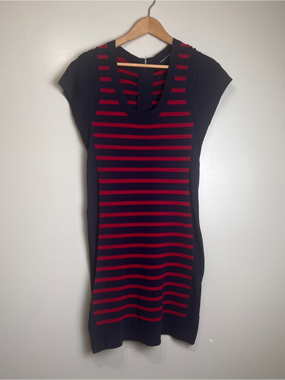 French Connection Navy & Red Striped Bandage SS Bodycon Dress Sz 10, EUC